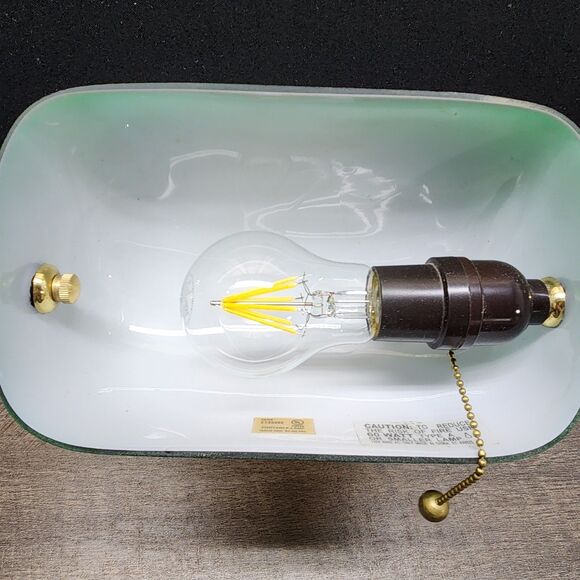 Vintage Green Banker’s Desk Lamp Brass Base Plastic Shade Tested Works - Picture 10 of 12
